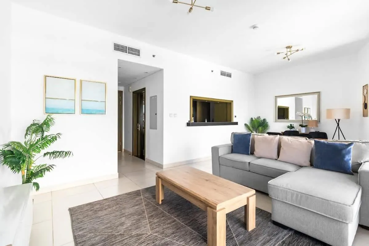 Prime Downtown Burj Khalifa I Sleeps 8 Apartment Dubai United Arab Emirates