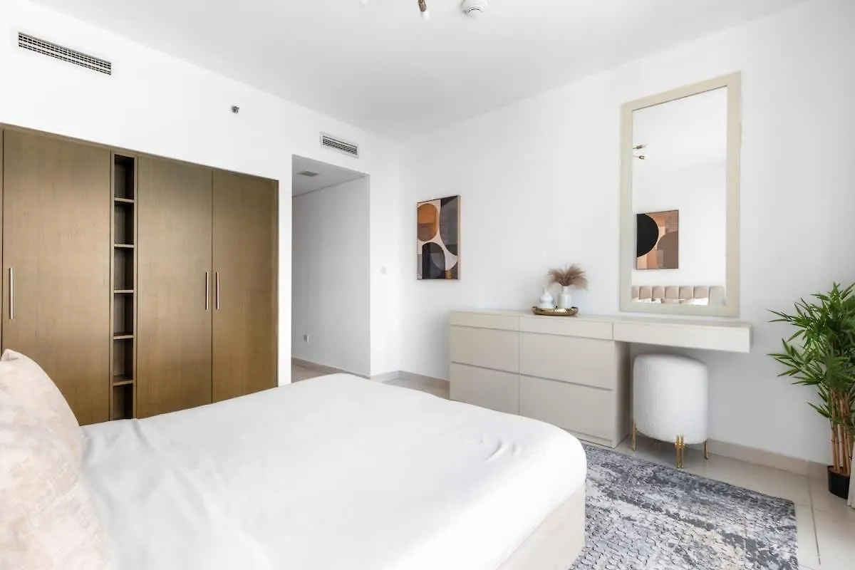 Prime Downtown Burj Khalifa I Sleeps 8 Apartment Dubai 0*,