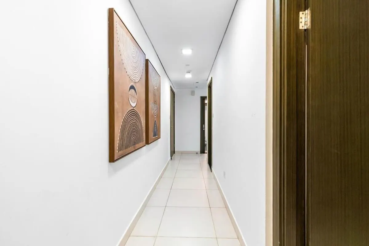 Prime Downtown Burj Khalifa I Sleeps 8 Apartment Dubai