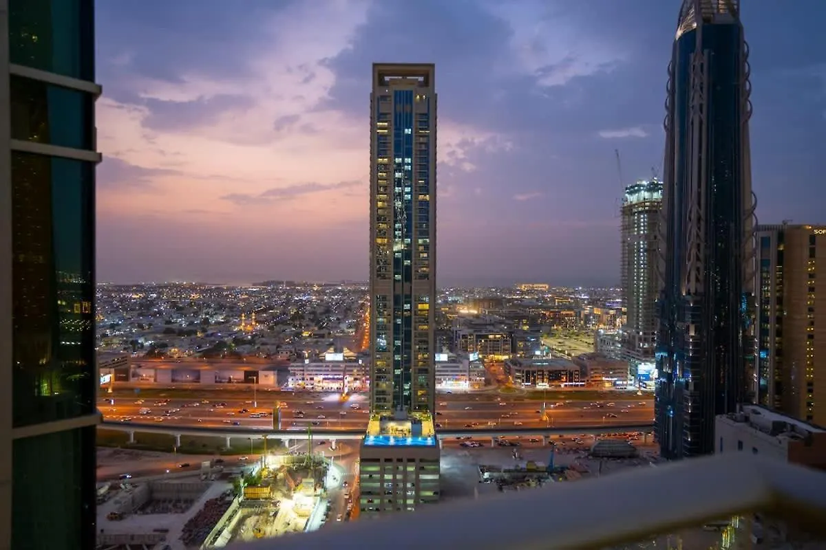 Prime Downtown Burj Khalifa I Sleeps 8 Apartment Dubai