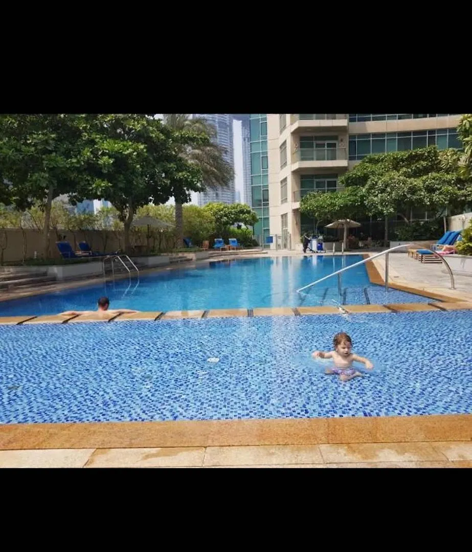 Prime Downtown Burj Khalifa I Sleeps 8 Apartment Dubai