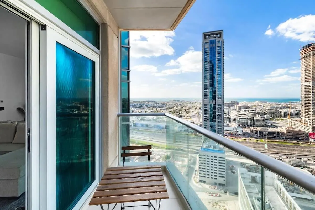 Prime Downtown Burj Khalifa I Sleeps 8 Apartment Dubai